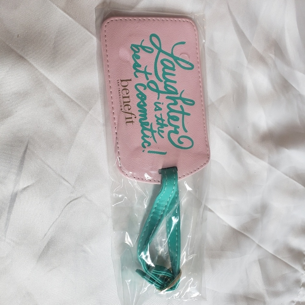Benefit Luggage Tag